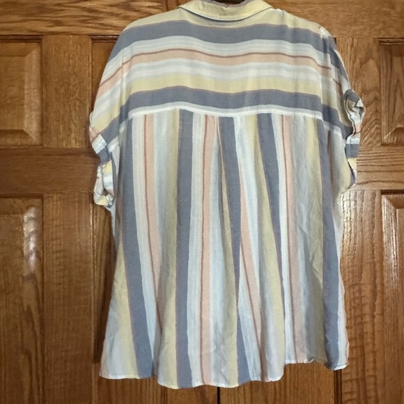 A.n.a. Striped Button-Up Shirt with Knot Detail - Picture 2 of 6